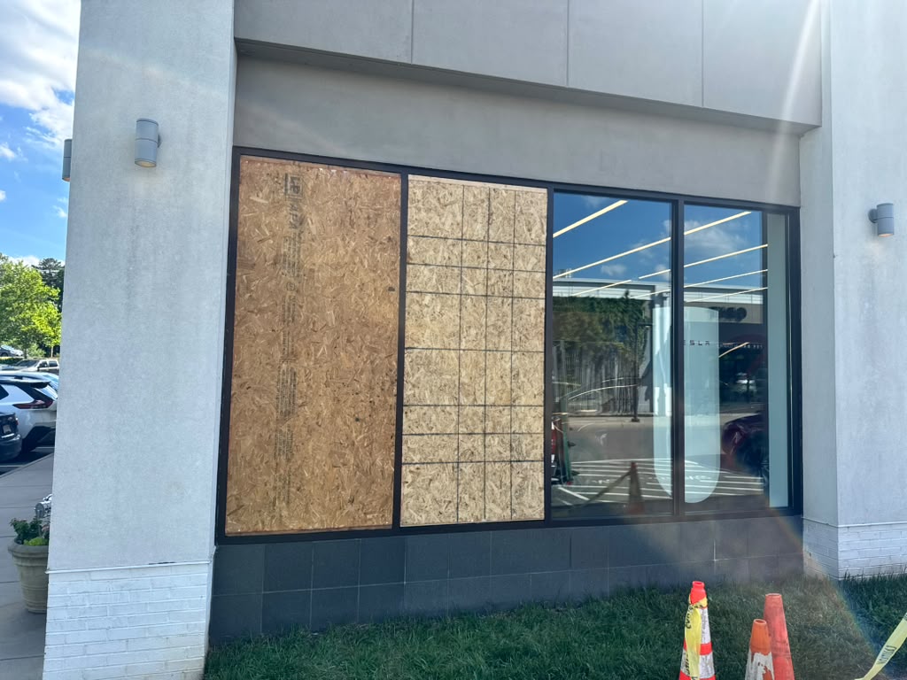 24/7 Emergency Board-Up Services